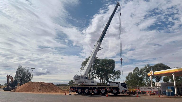 Tadano 130 Tonne ATF130