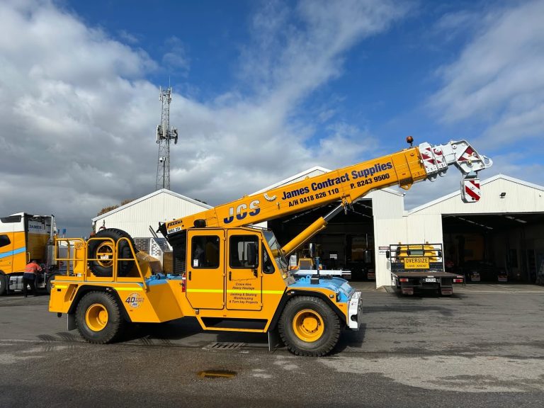 Franna 25 Tonne MAC25SL